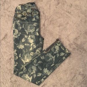 Girls floral skinny jeans